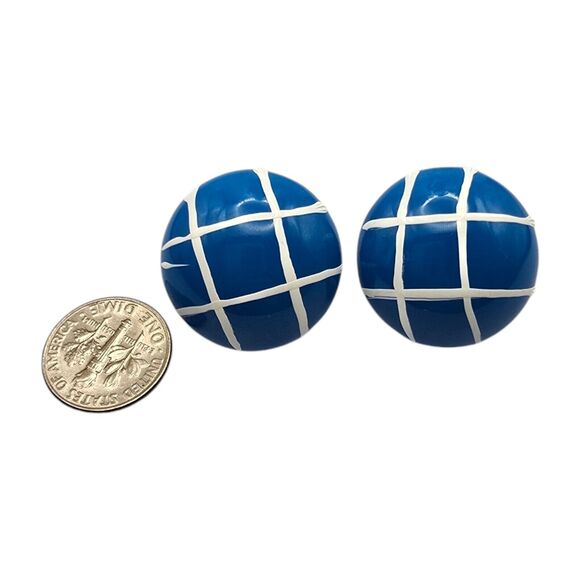 Button Dome Pierced Earrings Round Shaped Blue & White Hand Painted On Metal - Picture 5 of 8